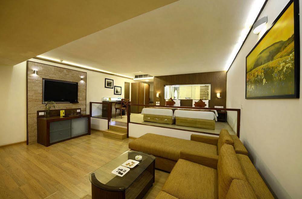 The Dukes Retreat Khandala Lonavala Buitenkant foto
